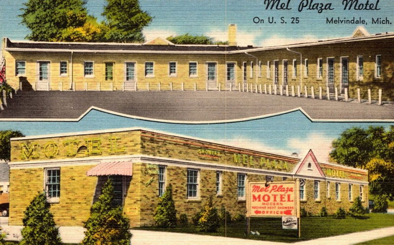 Mel Plaza Motel - Vintage Postcard